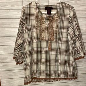 0065 Cowgirl Legend boho top size medium